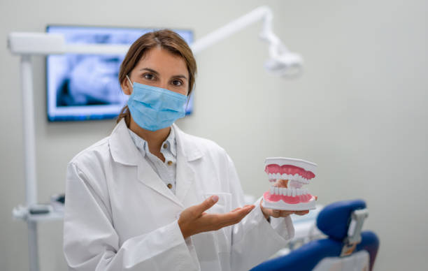 Best Cracked Tooth Emergency Dentist  in West Bend, WI